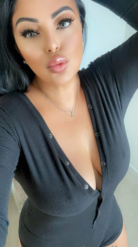 thickbaddie jenna ポルノ女優 画像