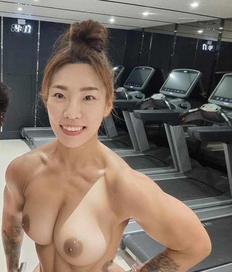 Gwan Si Mul Ai Porn 高品質のポルノスター 画像