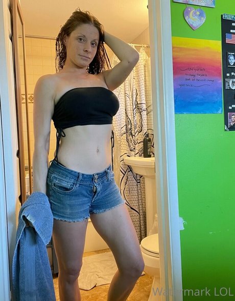 アナル熟女OnlyFans 無料 写真