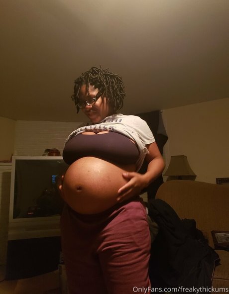 freakythickums トップスター 写真