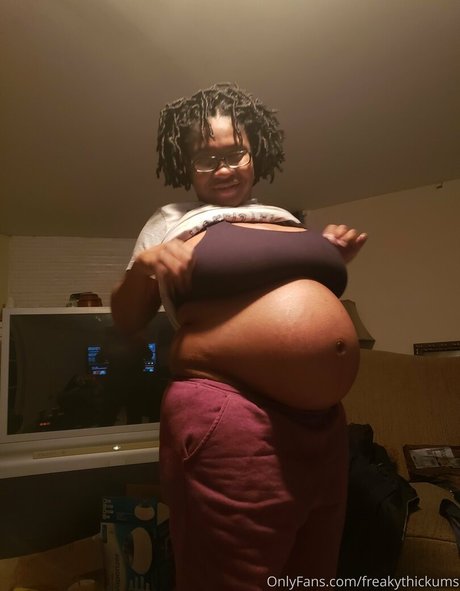 freakythickums profile image