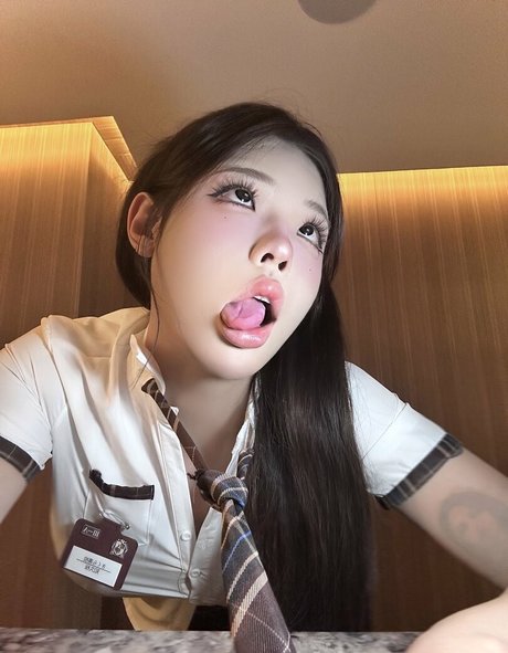 Yuzichucunqi ヌードモデル 写真