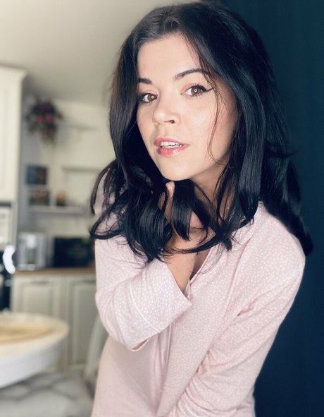 gabriellered スター ヌード 写真