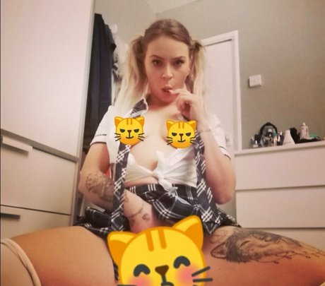 bigbootybritish ヌード女優 アーカイブ