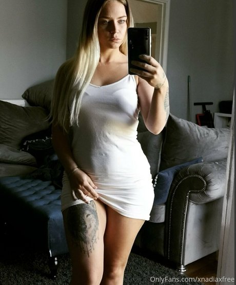 bigbootybritish スターセックス 写真