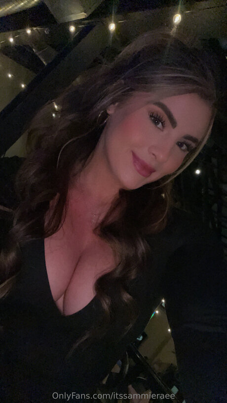 Itssammieraee 裸の女優 画像