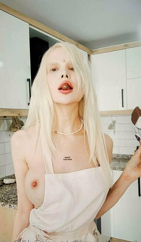 sweetiewest スター 裸 アーカイブ