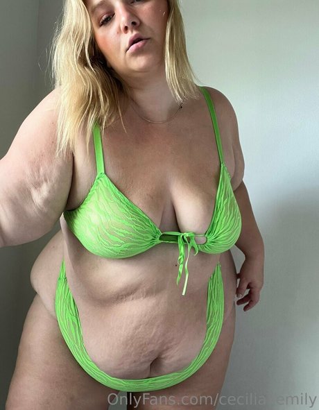 ceciliaxemily 素敵なポルノスター 画像