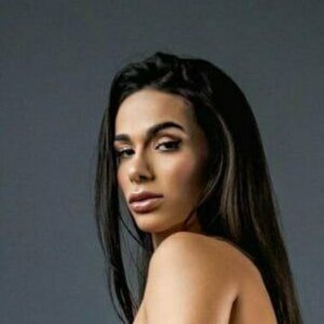 Sophia Carracini 裸のモデル 写真