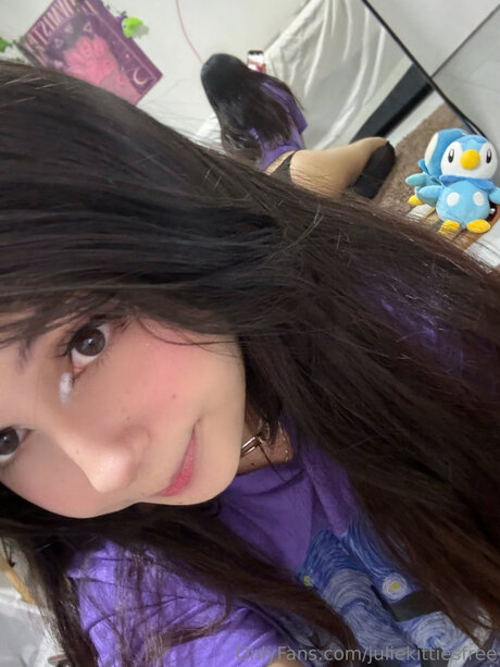 juliekittiesfree ヌードモデル 写真