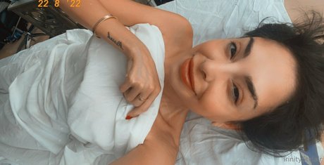 trinitystclair 高品質モデル 写真