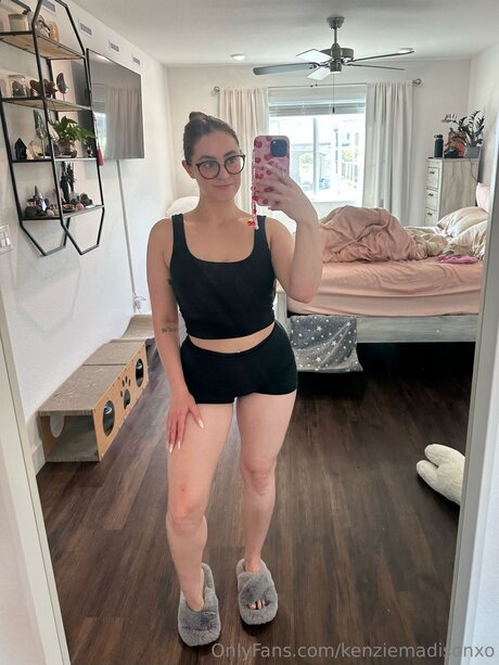 kenziemadisonxo 限定モデル アーカイブ