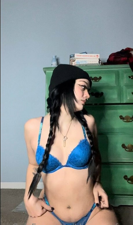 blue emofree エロティックなポルノスター 写真