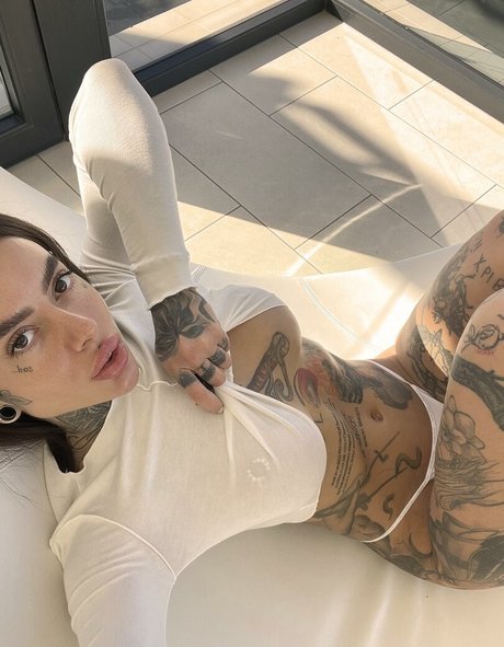 Stephanie Paul ポルノスター 高品質 画像
