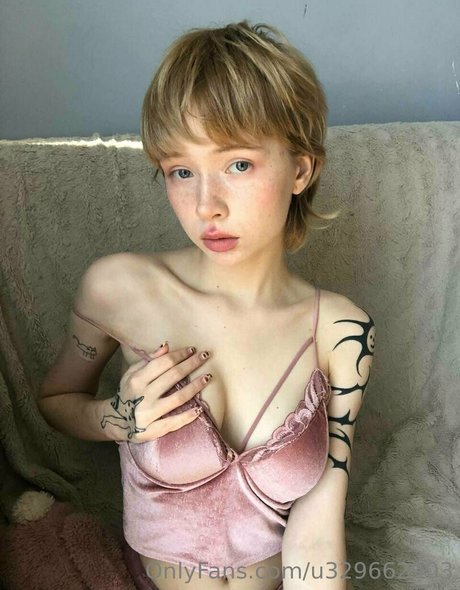 tiny tyan 高品質のスター 写真