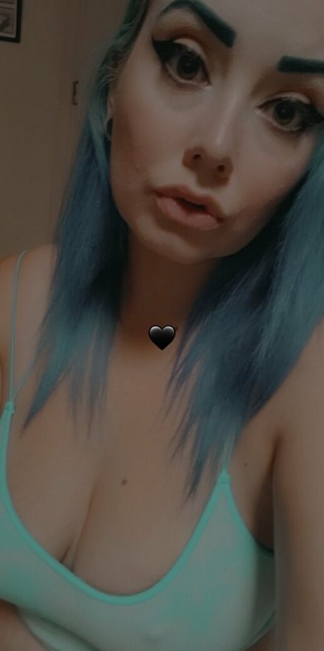 blubodygloss 無料女優 写真