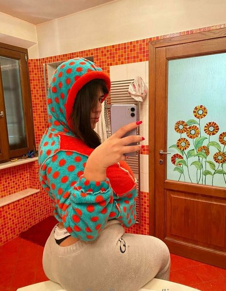 liagomezzz ヌードのポルノスター 写真