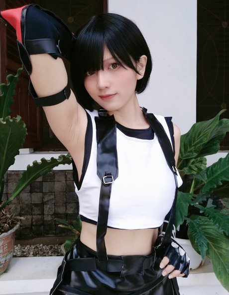Rue cosplayer 美しい女優 写真