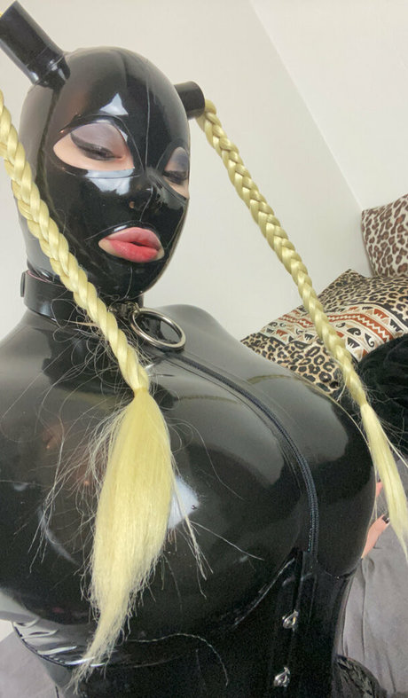 mintyknoxfree アダルトスター 写真