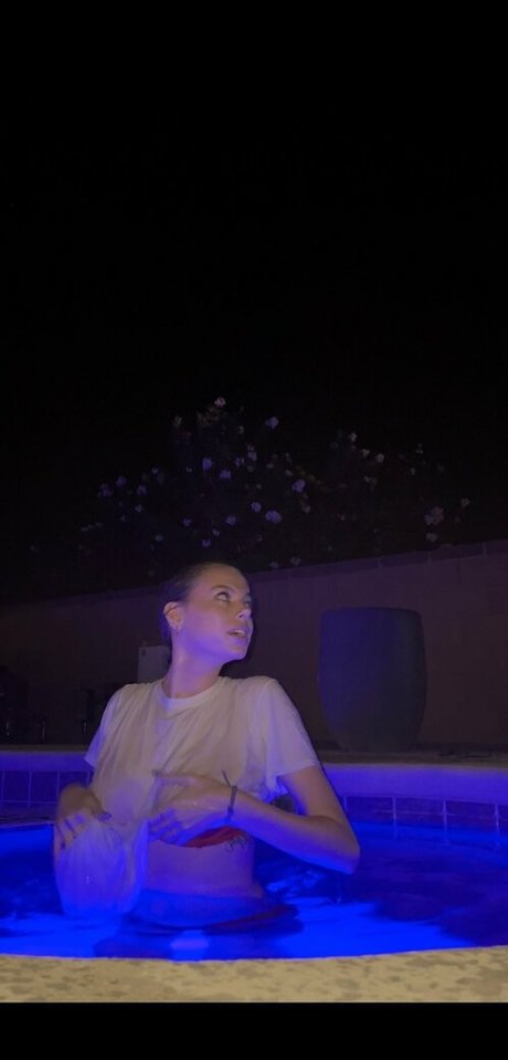 alannanikolee ポルノスター セックス 画像