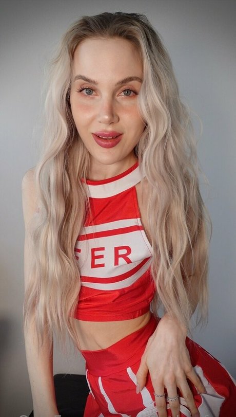sofieskyefree ヌードスター 写真