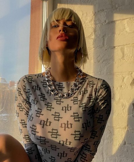 Anastasia Anikina ホット女優 画像