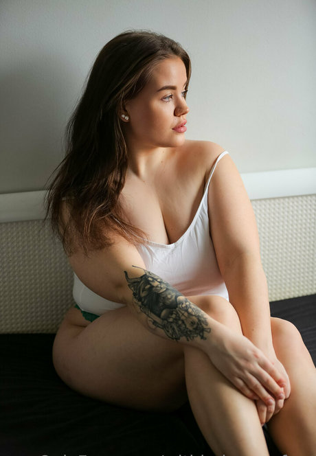 withladymaryfree 素敵なモデル 写真