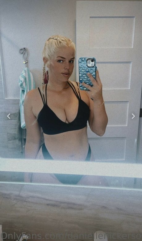 Danielle Nickerson ポルノスター 高品質 写真