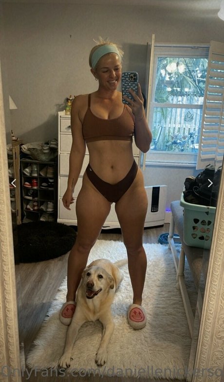 Danielle Nickerson ヌード女優 ギャラリー