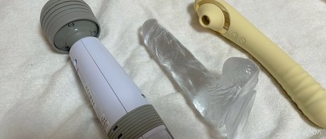 アジア人のティーンの足 オンリーファンズ アートヌード 画像