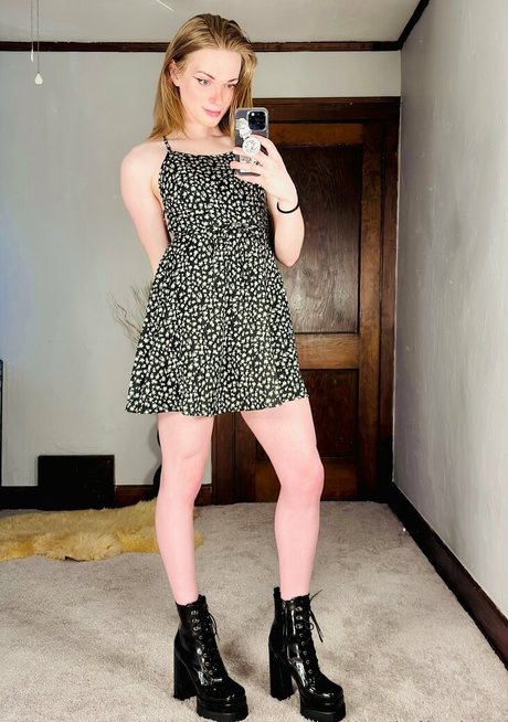 ivibabes ポルノスター トップ 写真