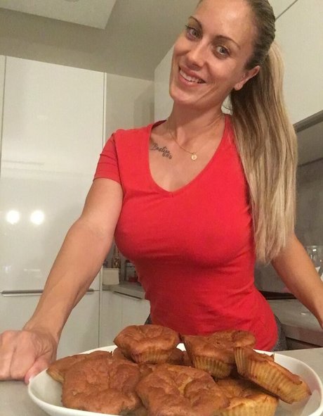 veronicafreee アダルトスター 写真
