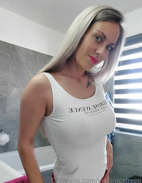 veronicafreee ポルノスター パーフェクト 写真