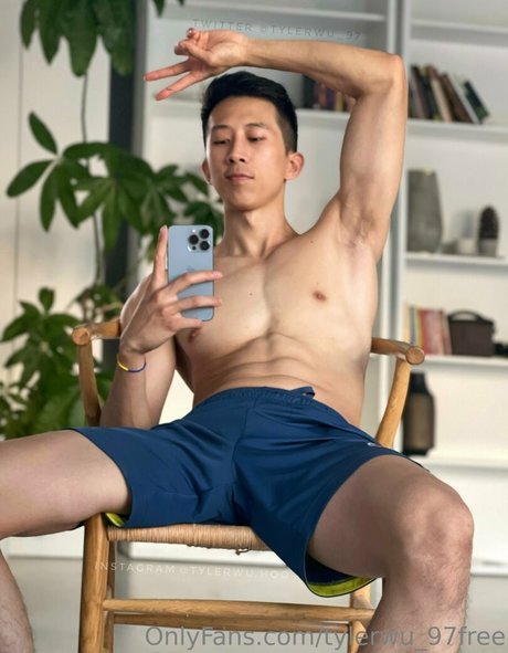 tylerwu 97free 可愛いモデル 写真