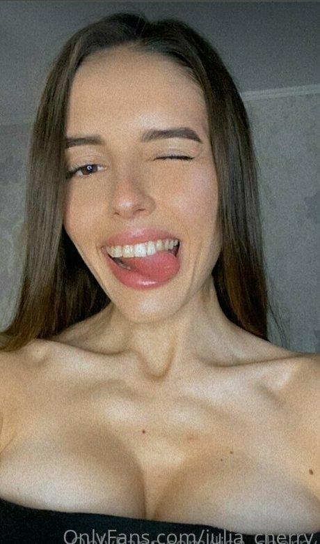 juli love69 ポルノモデル 画像