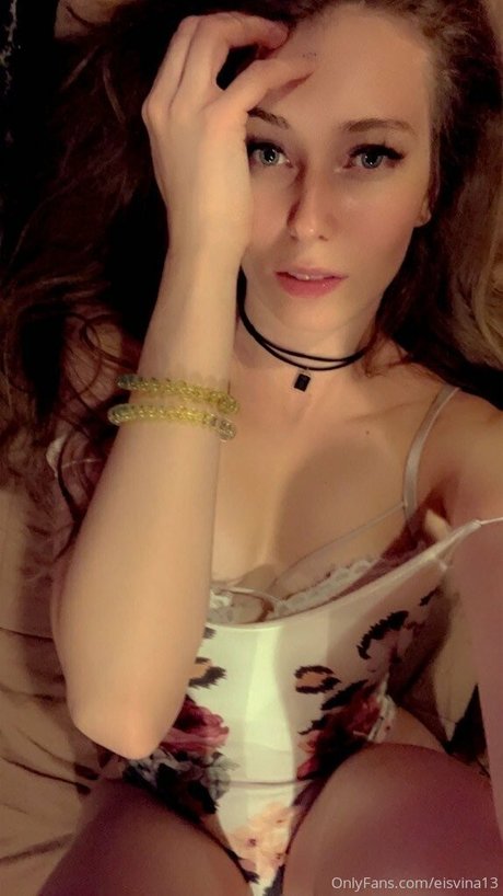 Moongirlbabyy アートポルノスター 写真