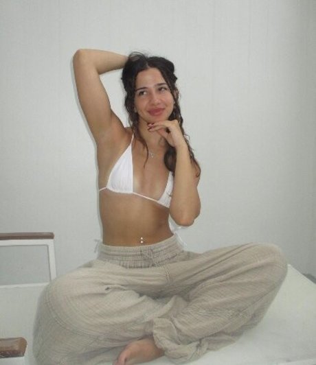 Trppyk 裸の女優 写真
