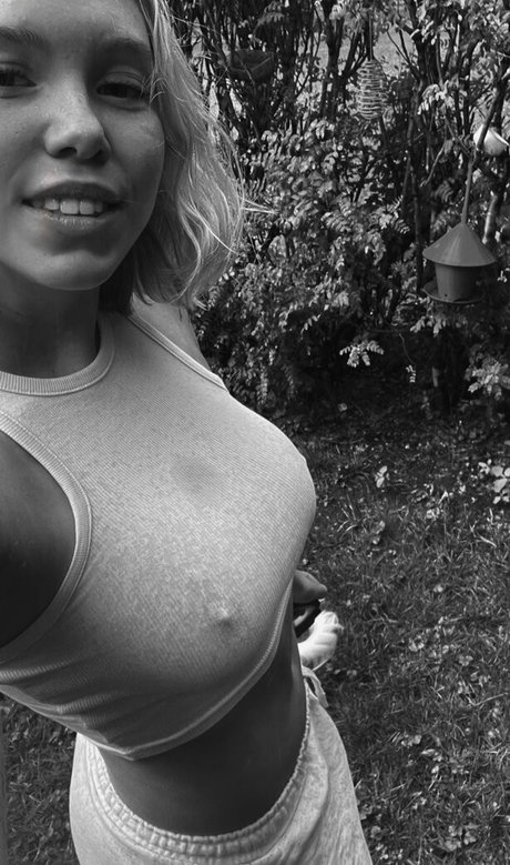 Erikalindgr3n ポルノスター 高品質 写真