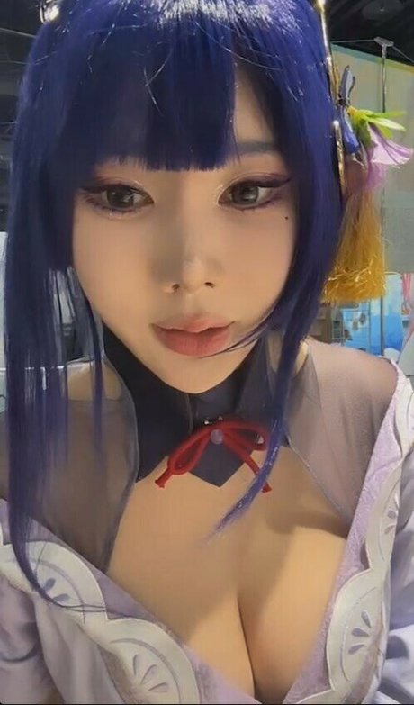 Song Ju A エロティック女優 ギャラリー