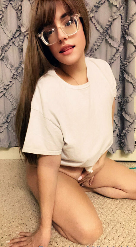 熟女の手コキOnlyFans 限定 アーカイブ