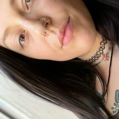 sixxela かわいいモデル 写真