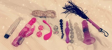 lottielushloves セクシーモデル 画像