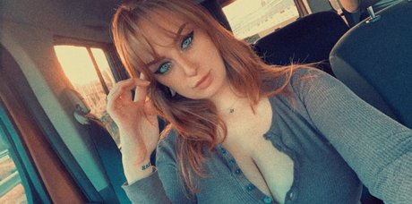 acidchelle 0 セクシーモデル 写真