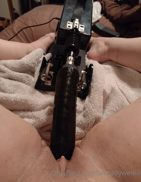 alreadywet69 ポルノスター 画像