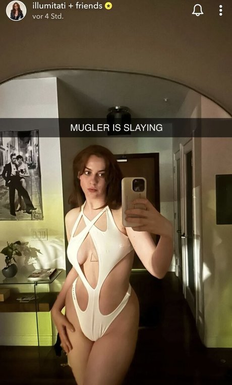 Tati Bruening 美しいモデル 写真