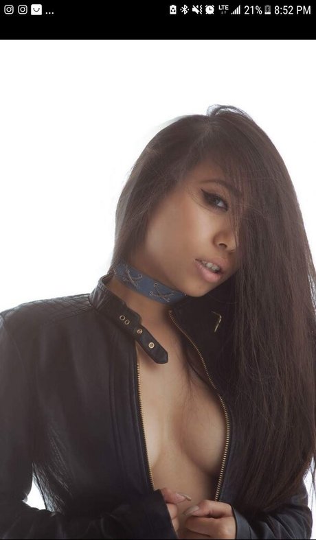 Vivian Wong 美しいモデル 写真