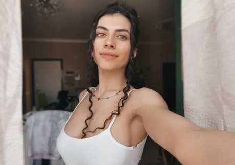 Martina Miticocchio ポルノ女優 ギャラリー