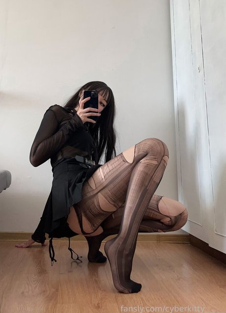 cyberkitty      ポルノスター セックス 写真