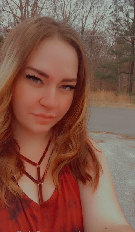anisaraeann セックス女優 画像