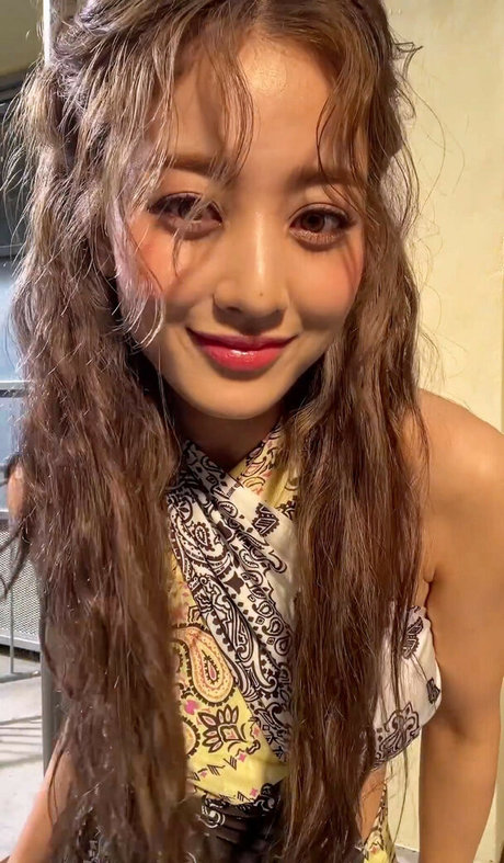 Jihyo 無料のポルノスター 画像